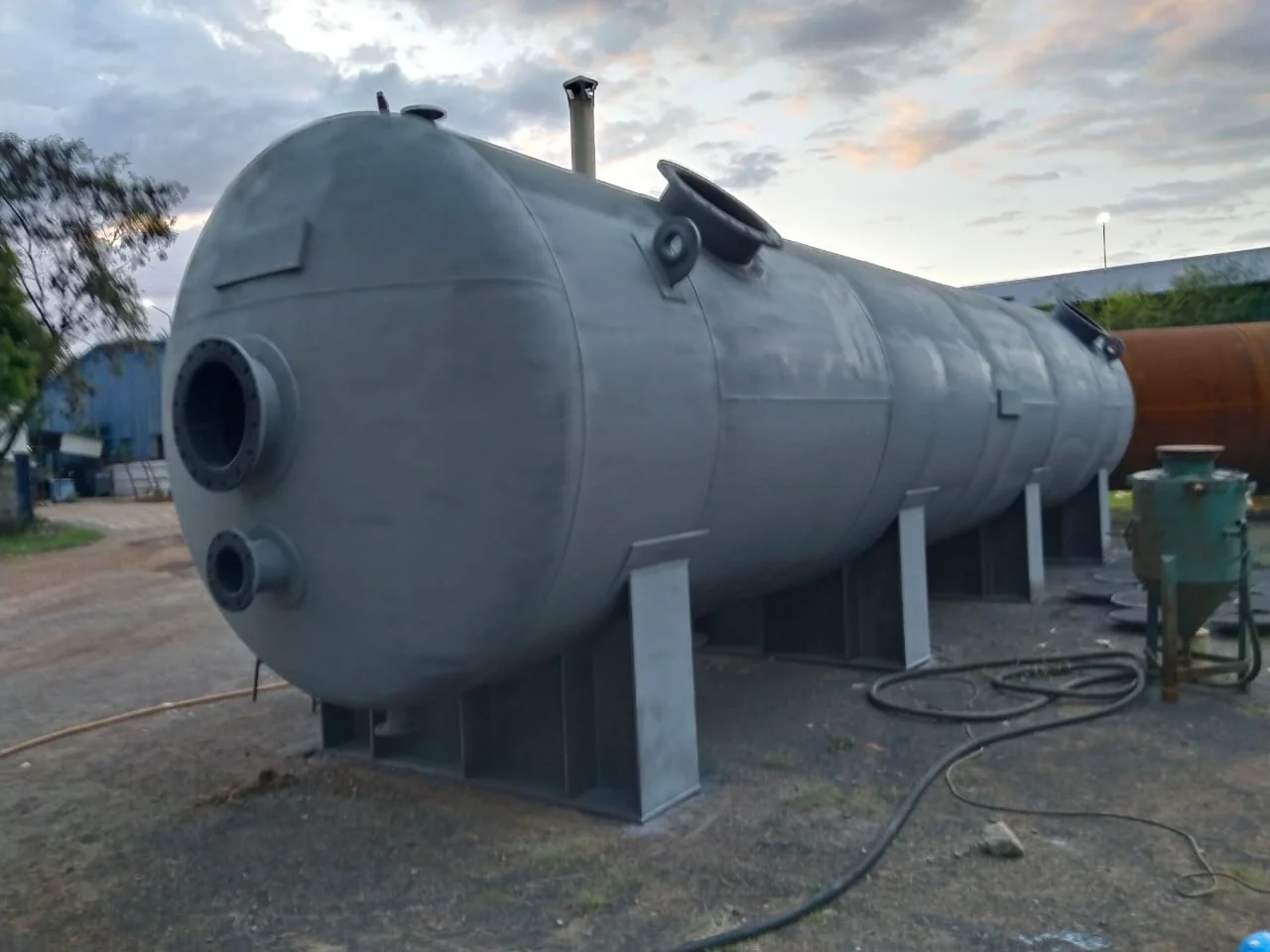 Large finished industrial tank with rubber lining